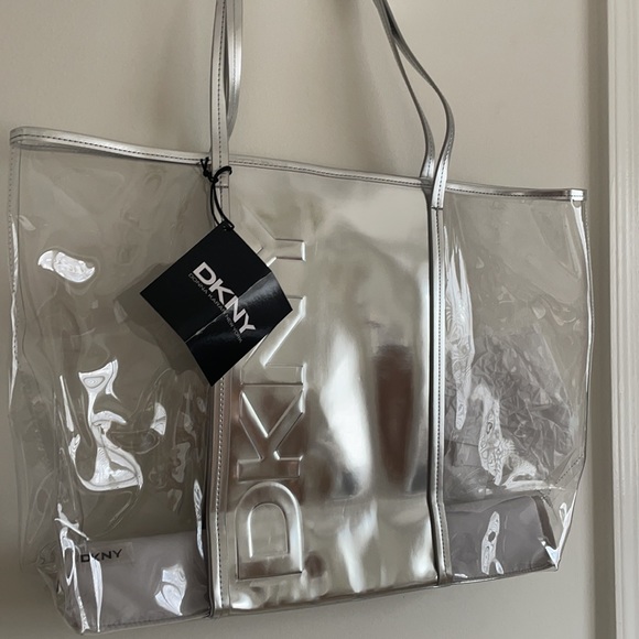 Donna Karan Handbags - NWT DKNY Tote